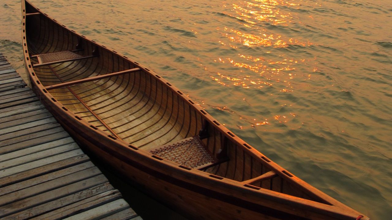 How Much Weight Can a Canoe Hold?