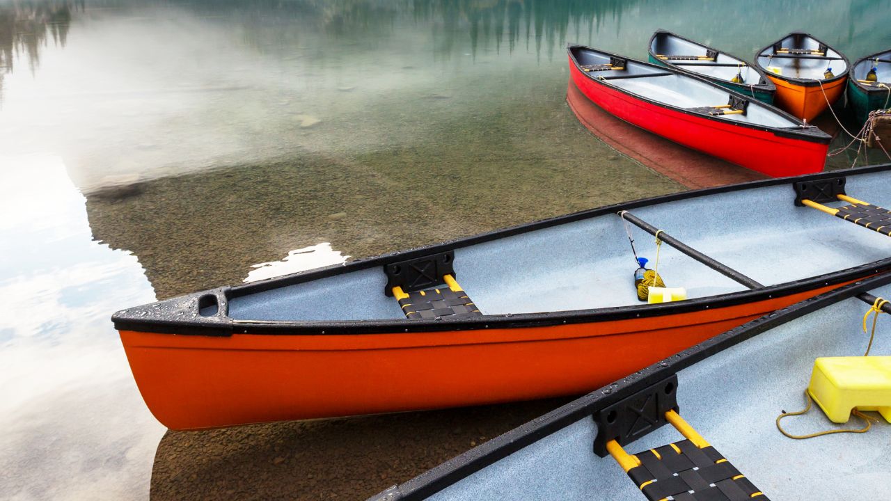 How Much Weight Can a Canoe Hold?