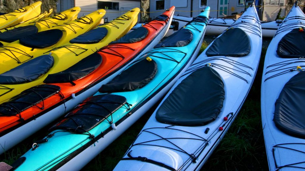 Kayaks are using different Cockpit Cover