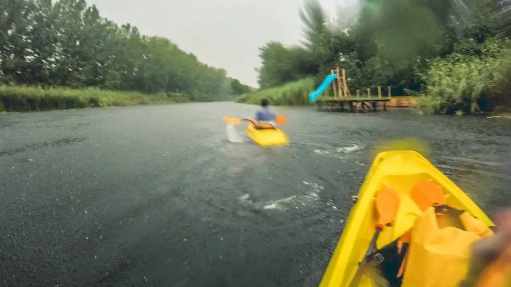 Kayaking in the raingridcaha