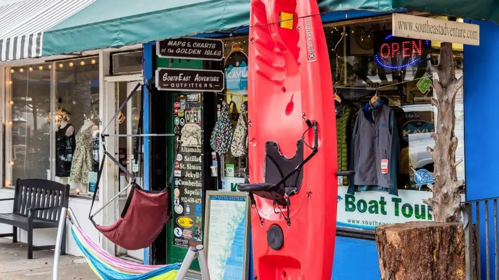 Place used kayaks in crowded places